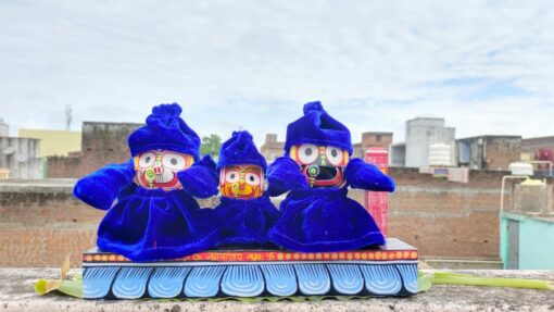 Winter Dress for cold days for Mahaprabhu Shri jagannath & family | Justkalinga.com.