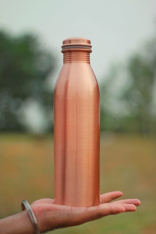 AUTHENTIC LEAK PROOF LAB CERTIFIED COPPER BOTTLE THAT CAN SLOW DOWN YOUR AGEING(900ML) | Justkalinga.com.